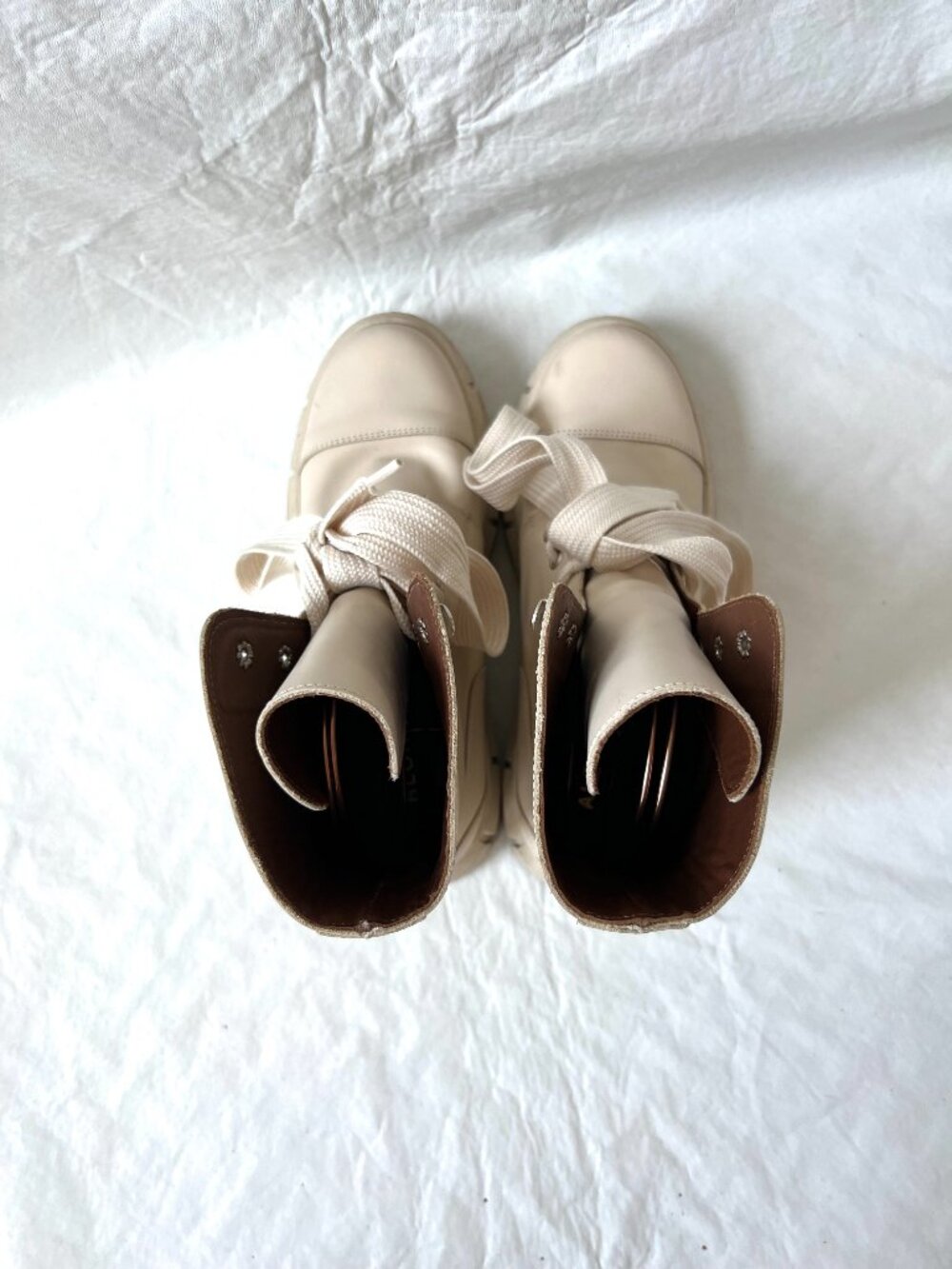 Alohas boots combat Can Can cream beige leather lace up platform lug 38 7 7.5. - Picture 4 of 14